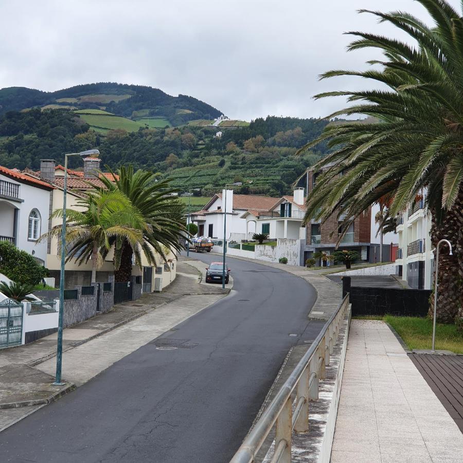 Black'Nyellow Place Vila Franca do Campo Exterior foto